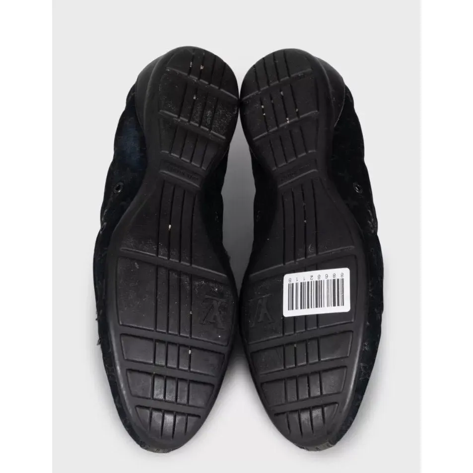 Louis Vuitton Black Signature Print Textile Sneakers EU 38 Pre-owned Black Leather Good - Box View