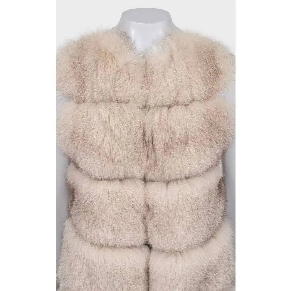 Unsigned White Long Vest IT 44 Pre-owned White Good - Model View