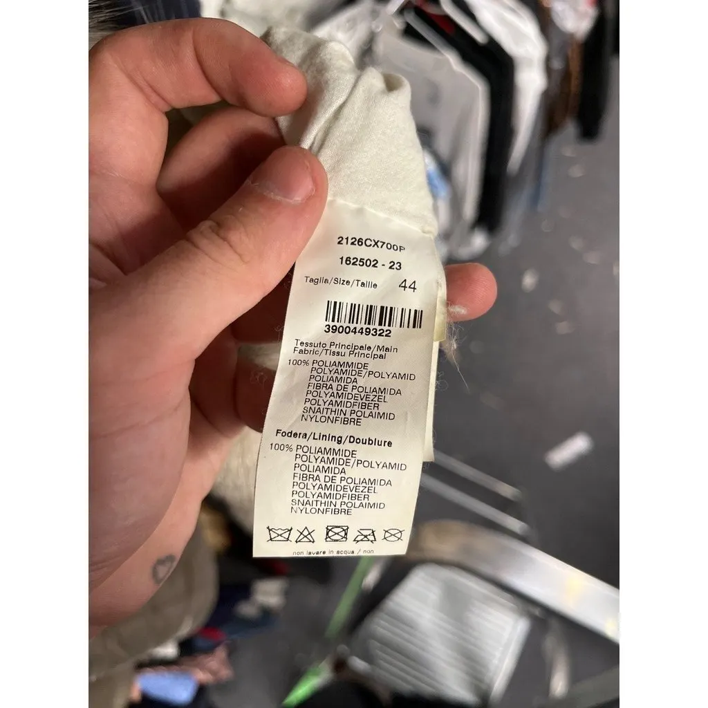 Unsigned White Long Vest IT 44 Pre-owned White Good - Box View