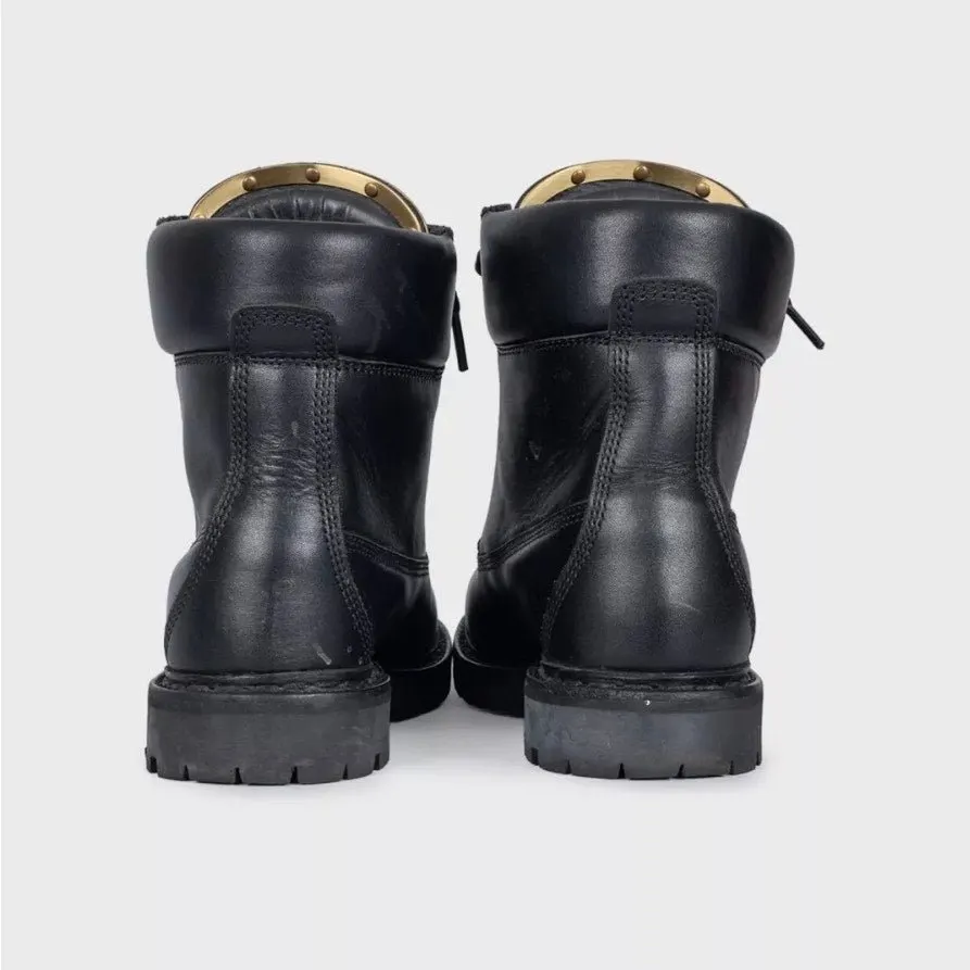 Balmain Black Leather Boots with Gold-Tone Hardware Sz.39 Pre-owned Black Leather Good - Model View