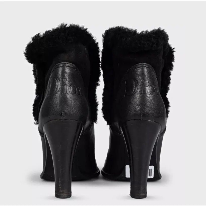 Christian Dior Black Leather Fur Trim Heel Ankle Boots 38.5 Pre-owned Black Leather Good - Model View
