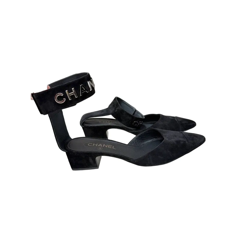 Chanel Black Suede CC Ankle-Strap Pumps Size 41C Pre-owned Black Suede Good - Front View