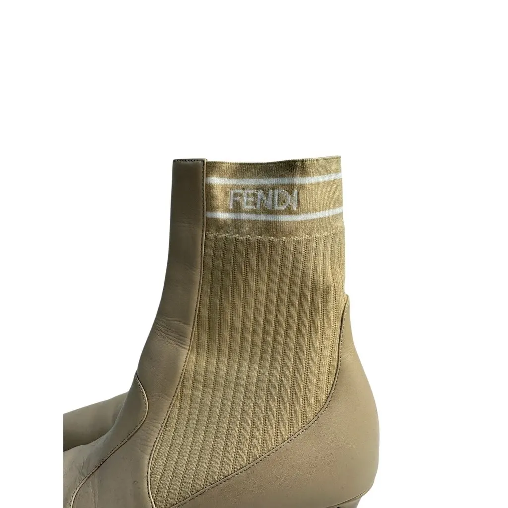 Fendi beige ankle boots with stretch-knit panel Sz.38 Pre-owned Beige Leather Good - Box View