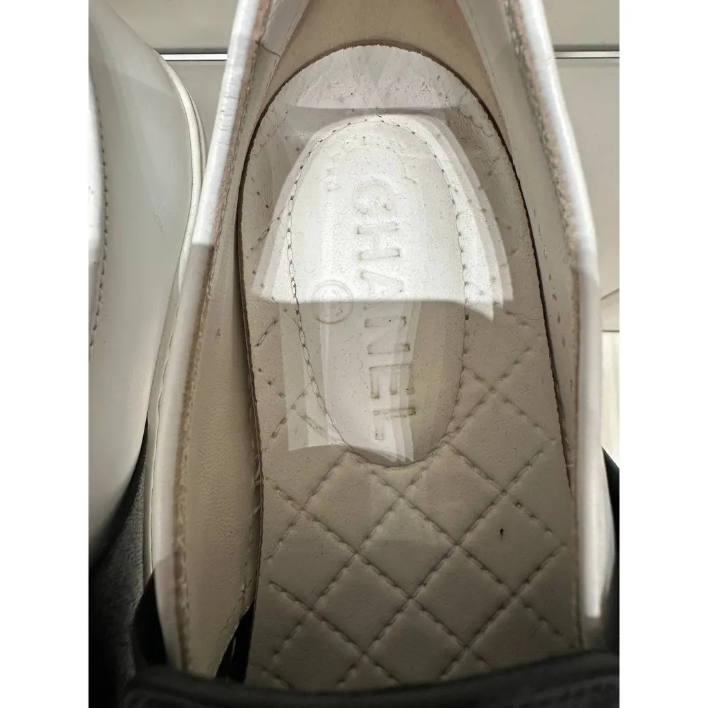 Chanel leather Slip-on flats Sz.36 Pre-owned Black Leather Good - Inside View