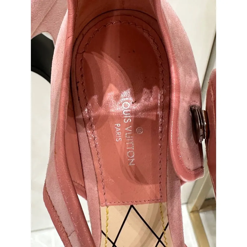 Louis Vuitton Pink Suede LV Circle Pumps EU 38 Pre-owned Pink Suede Good - Box View