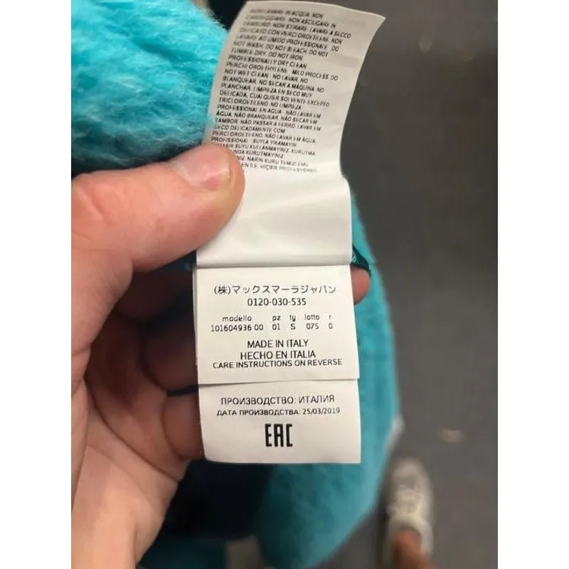 Max Mara Teddy Bear Oversized Light Blue Alpaca & Silk Coat, Size S Pre-owned Blue Silk Good - Model View