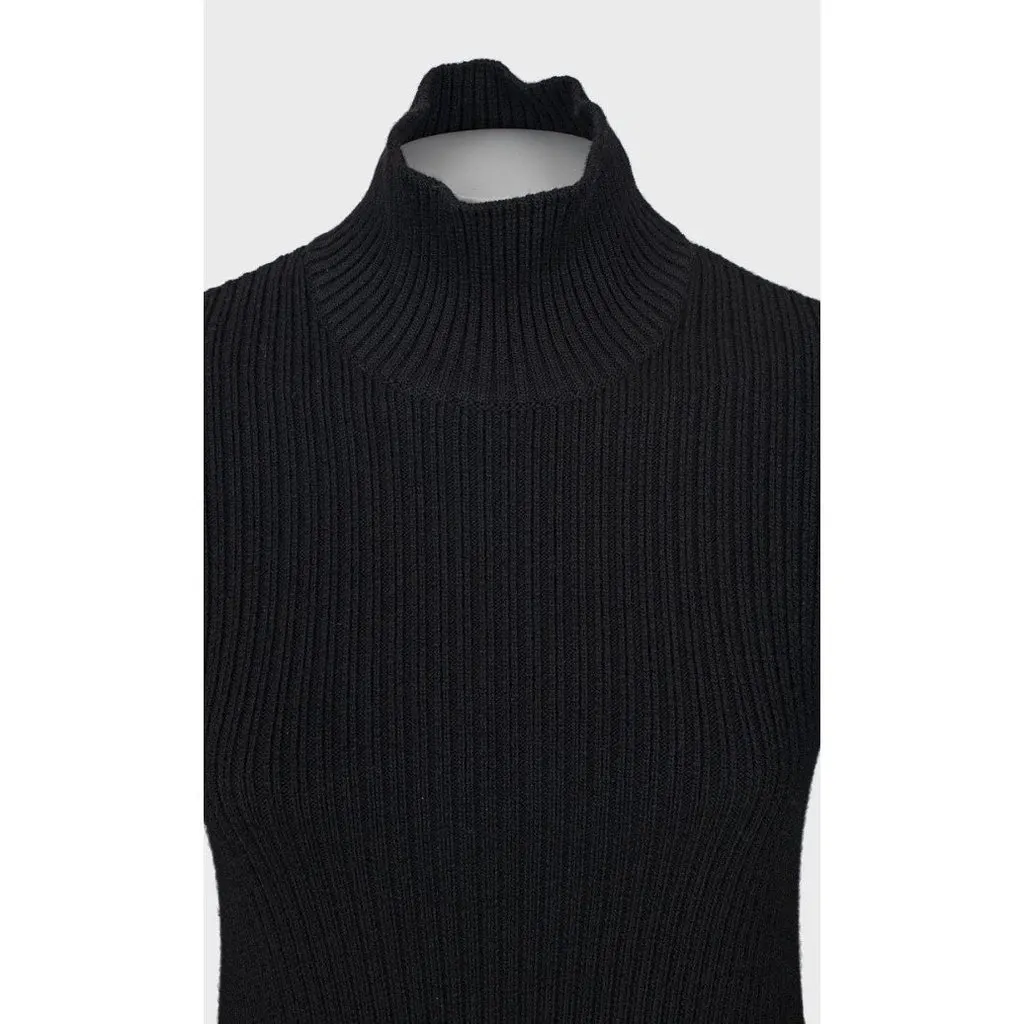 Bottega Veneta Black Asymmetric Wool Maxi Dress Size L pre-owned Black Wool Good - Model View