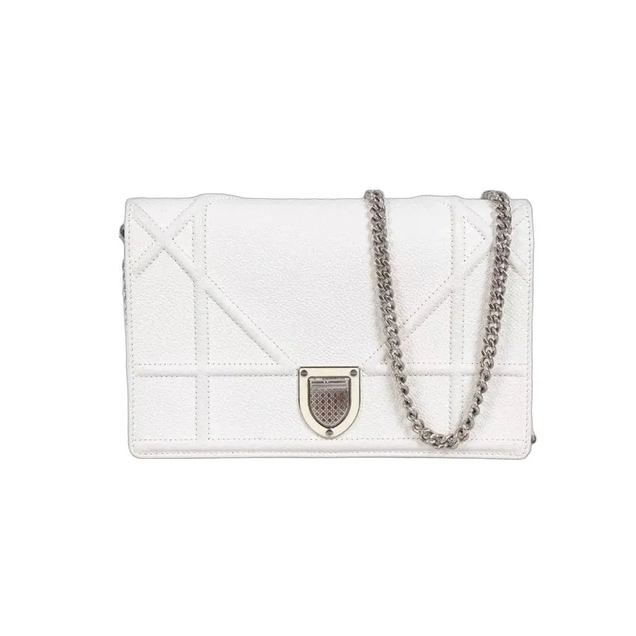 Christian Dior Diorama White Leather Chain Crossbody Wallet Pre-owned White Leather Good - Front View