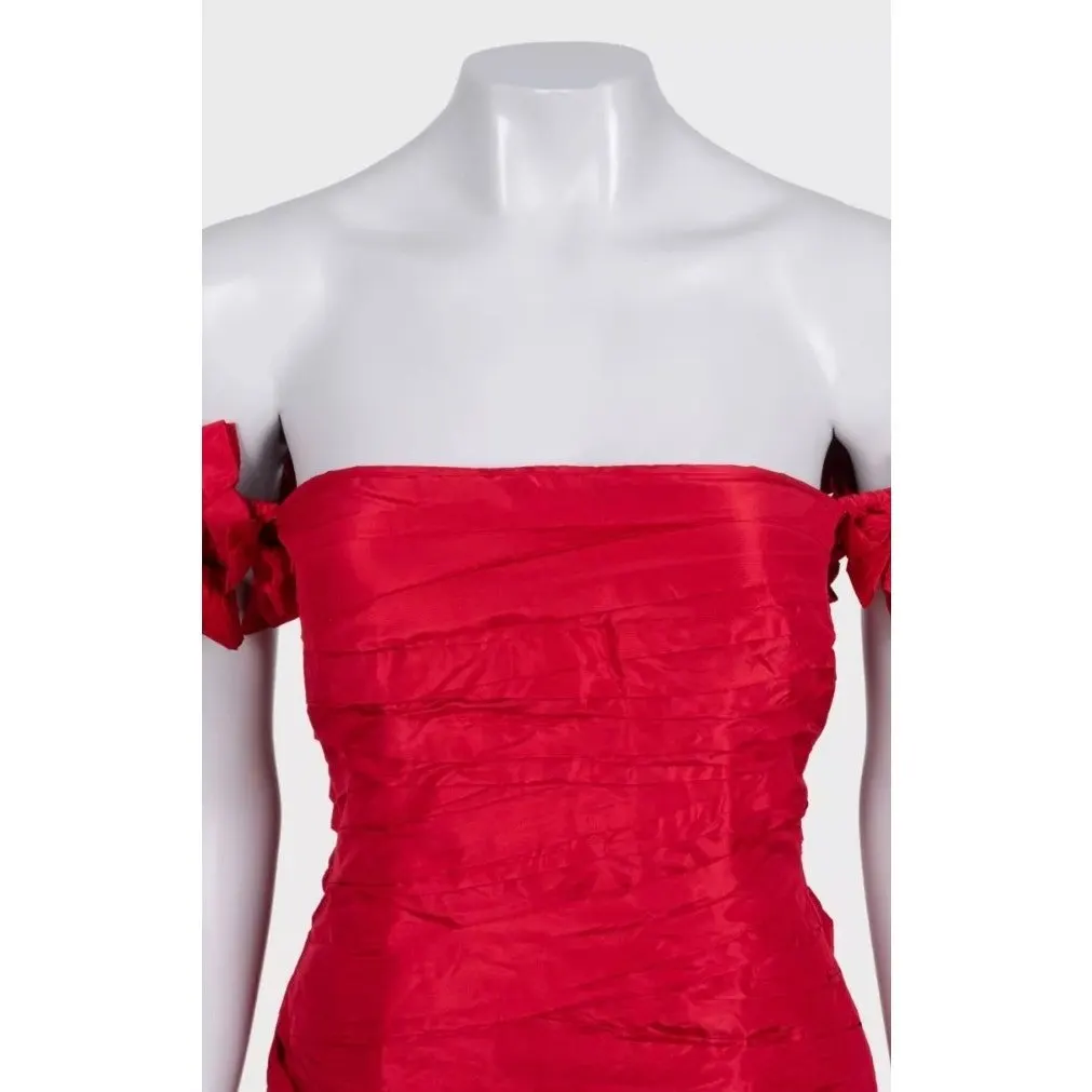 Valentino Red Silk Corset Bodycon Dress - Elegant US 6 S Pre-owned Red Silk Good - Model View