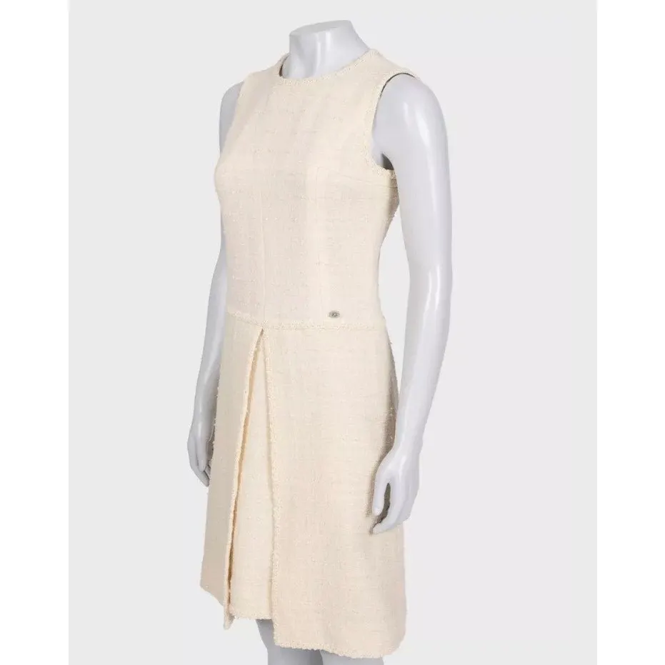 Chanel Beige Tweed Sleeveless Dress - FR 36 / S Pre-owned Beige Tweed Good - Back View