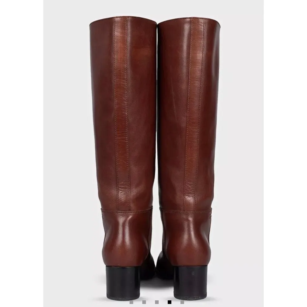 Chanel Brown Leather Mid-Heel Boots - EU 40 Pre-owned Brown Leather Good - Model View
