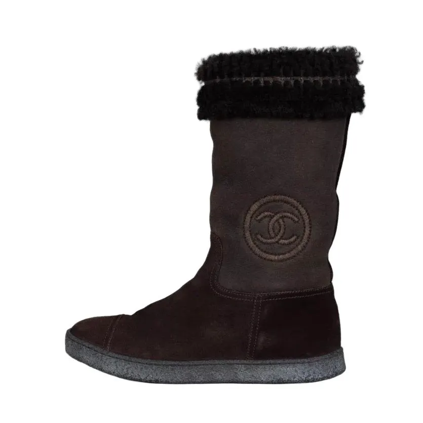 Chanel Brown Suede Fur Lined Boots - EU 37 Pre-owned