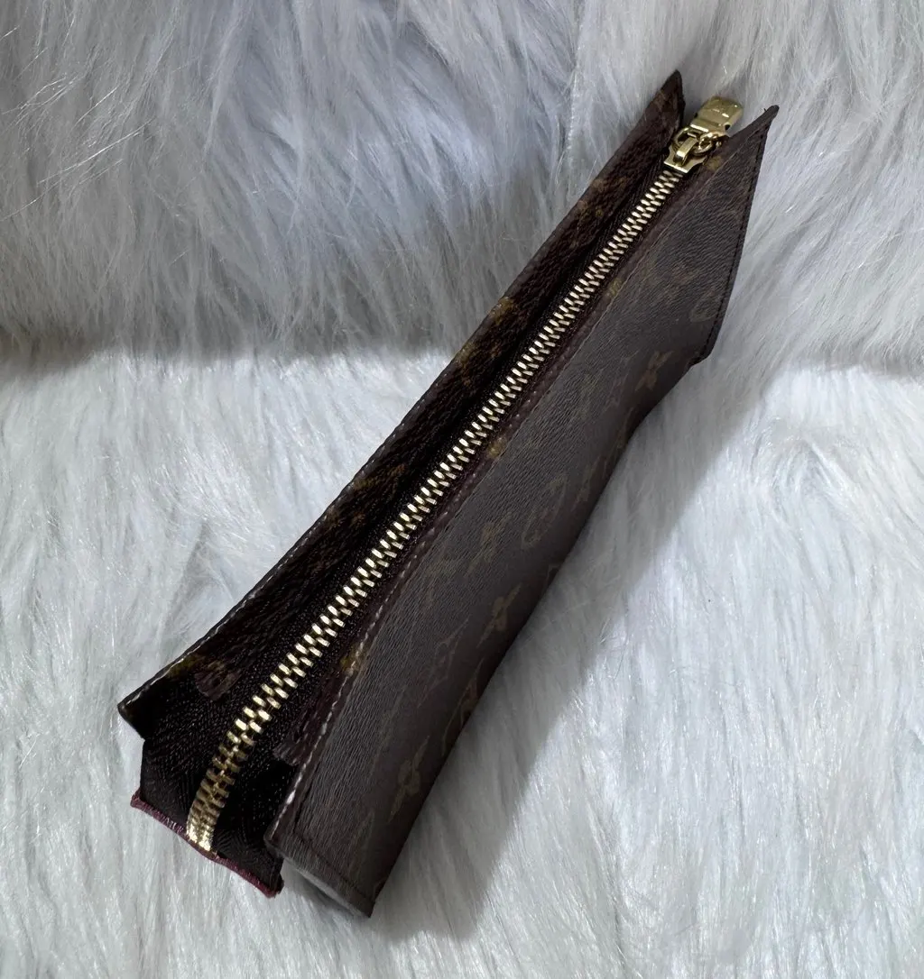 Louis Vuitton Monogram Bucket Pouch with chain Beige Canvas Good - Box View