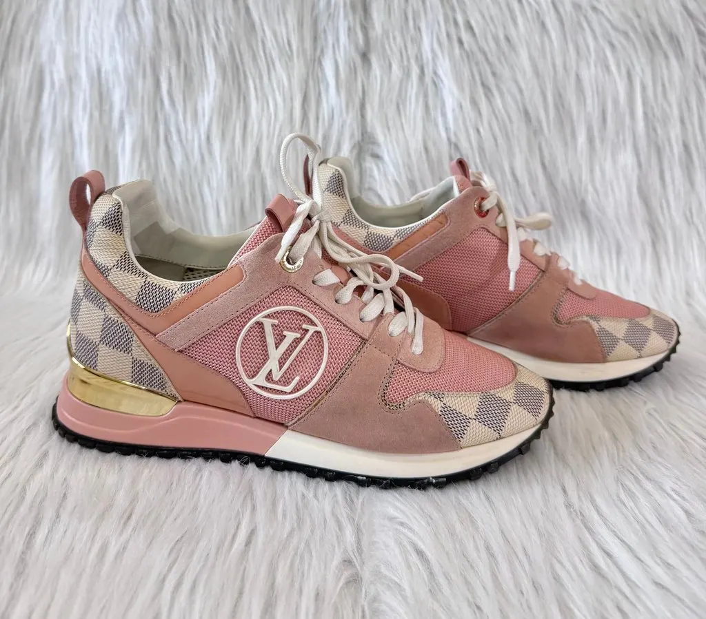 Louis Vuitton Run Away Pink Damier Azur Sneakers size 36 Pink Suede Good - Inside View