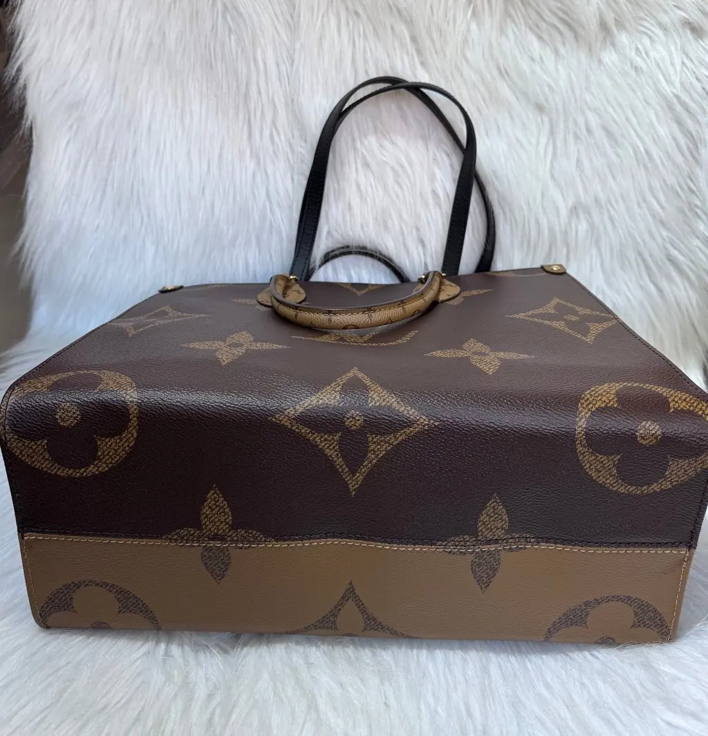Louis Vuitton Monogram Reverse On the Go MM Gold Canvas Good - Box View