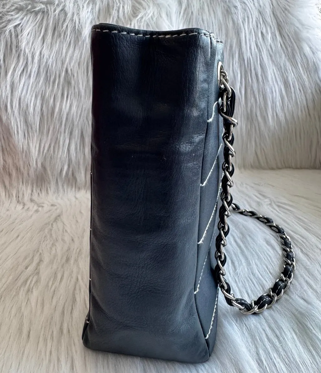 Chanel Choco Bar Wild stitch leather chain tote Navy Leather Good - Box View