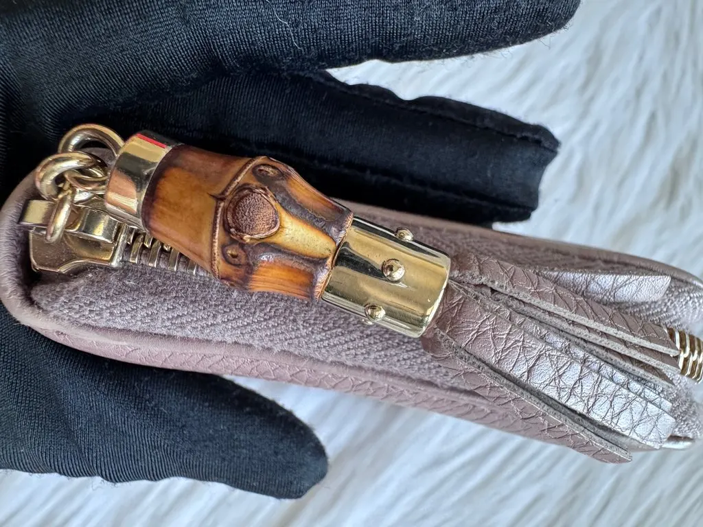 Gucci Zippy Long Wallet with Bamboo Tassel Gold Leather Good - Inside View