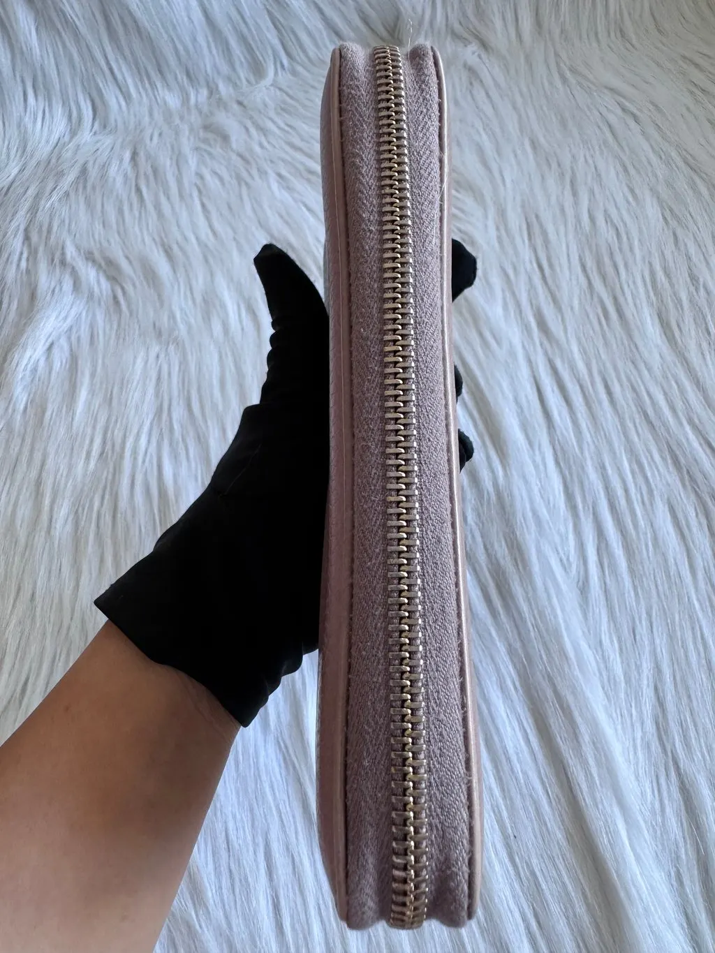 Gucci Zippy Long Wallet with Bamboo Tassel Gold Leather Good - Box View