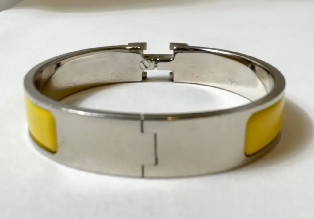Hermès Clic Clac H Yellow Enamel Palladium Plated Narrow Bracelet PM Yellow Very good - Back View