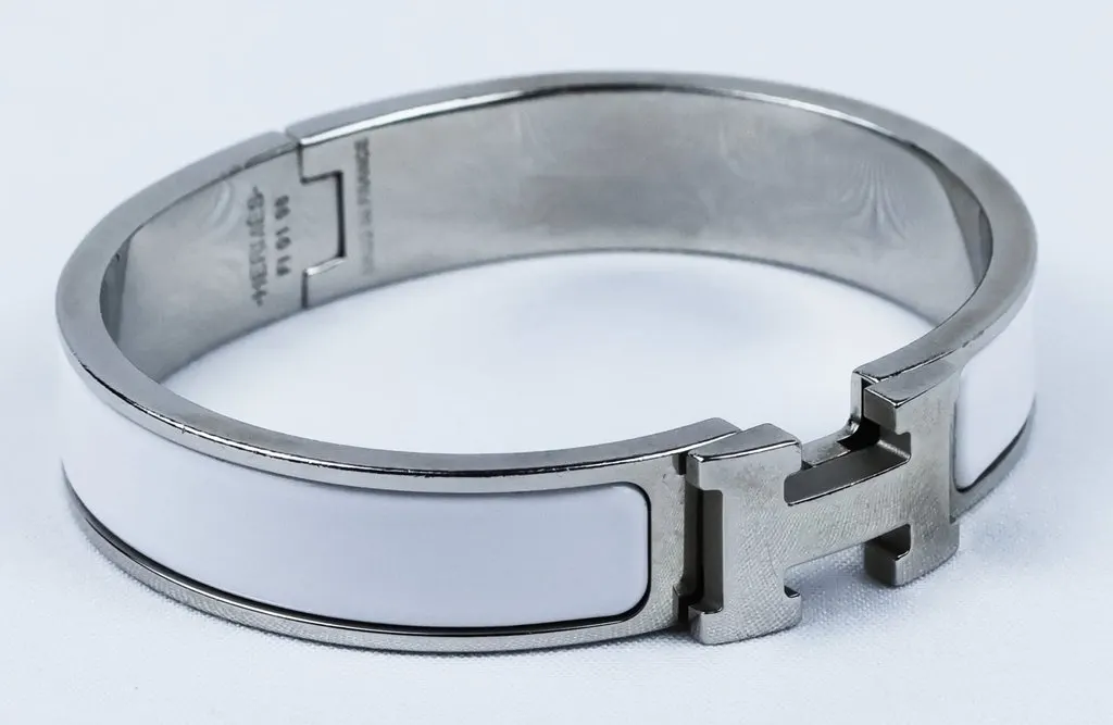 Hermès Clic Clac H White Enamel Palladium Plated Narrow Bracelet PM White Very good - Model View