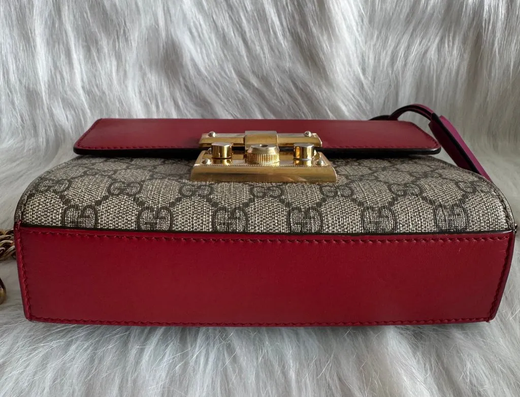 Gucci GG Supreme Padlock Chain Small Shoulder bag Beige Leather Good - Inside View