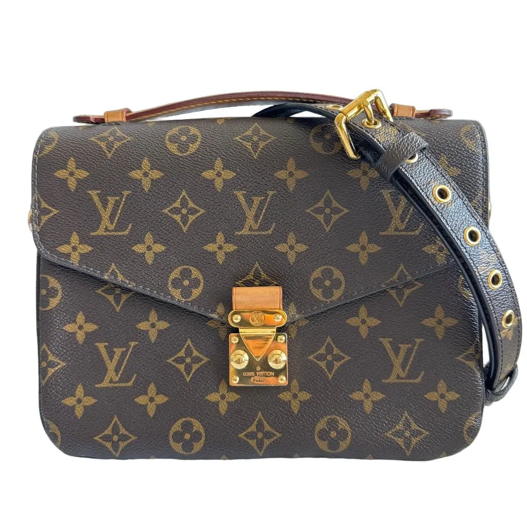 Louis Vuitton Monogram Pochette Metis Gold Canvas Good - Front View
