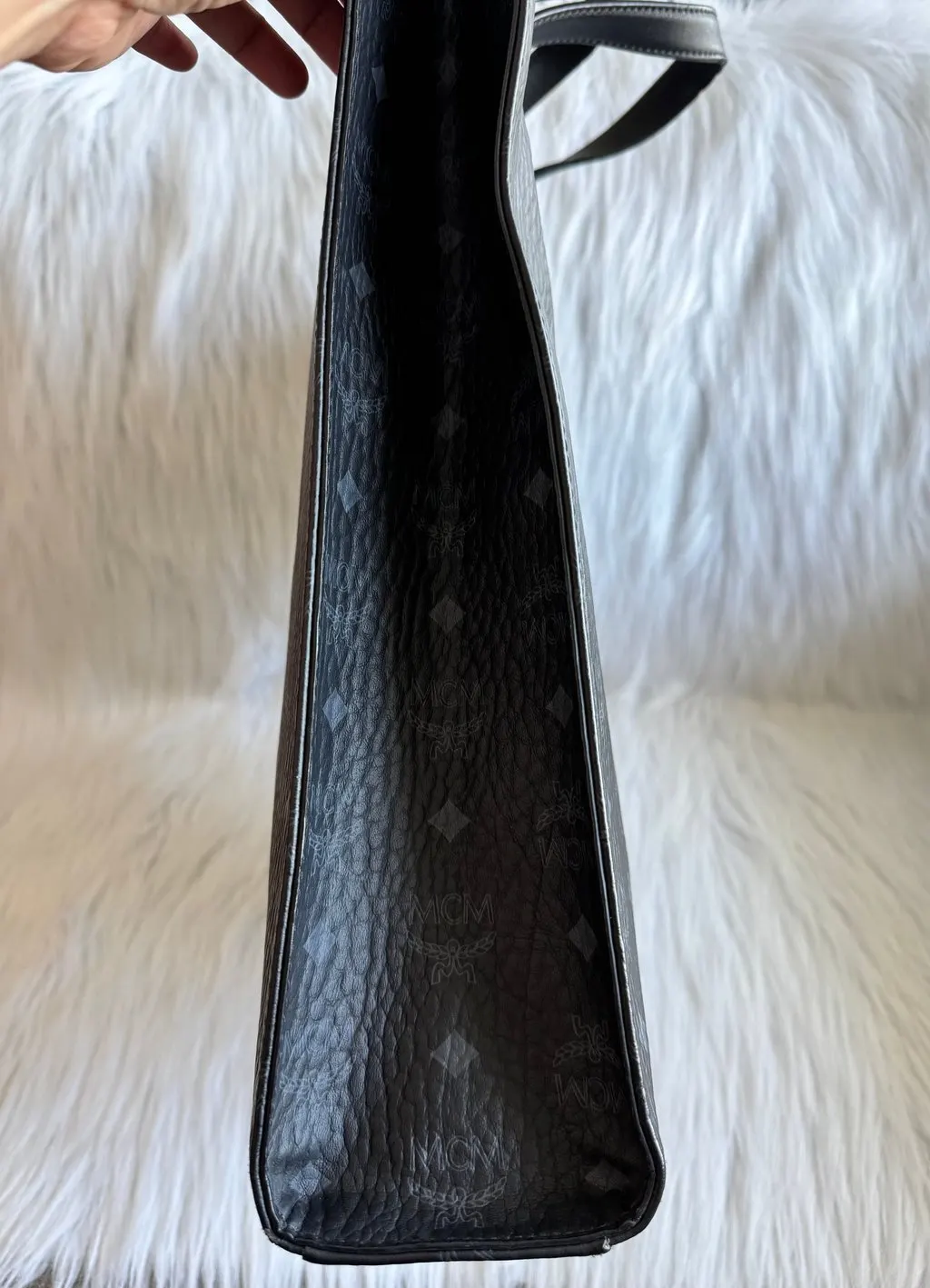 MCM Aren Large Tote Black Two Way Bag Black Canvas Good - Box View