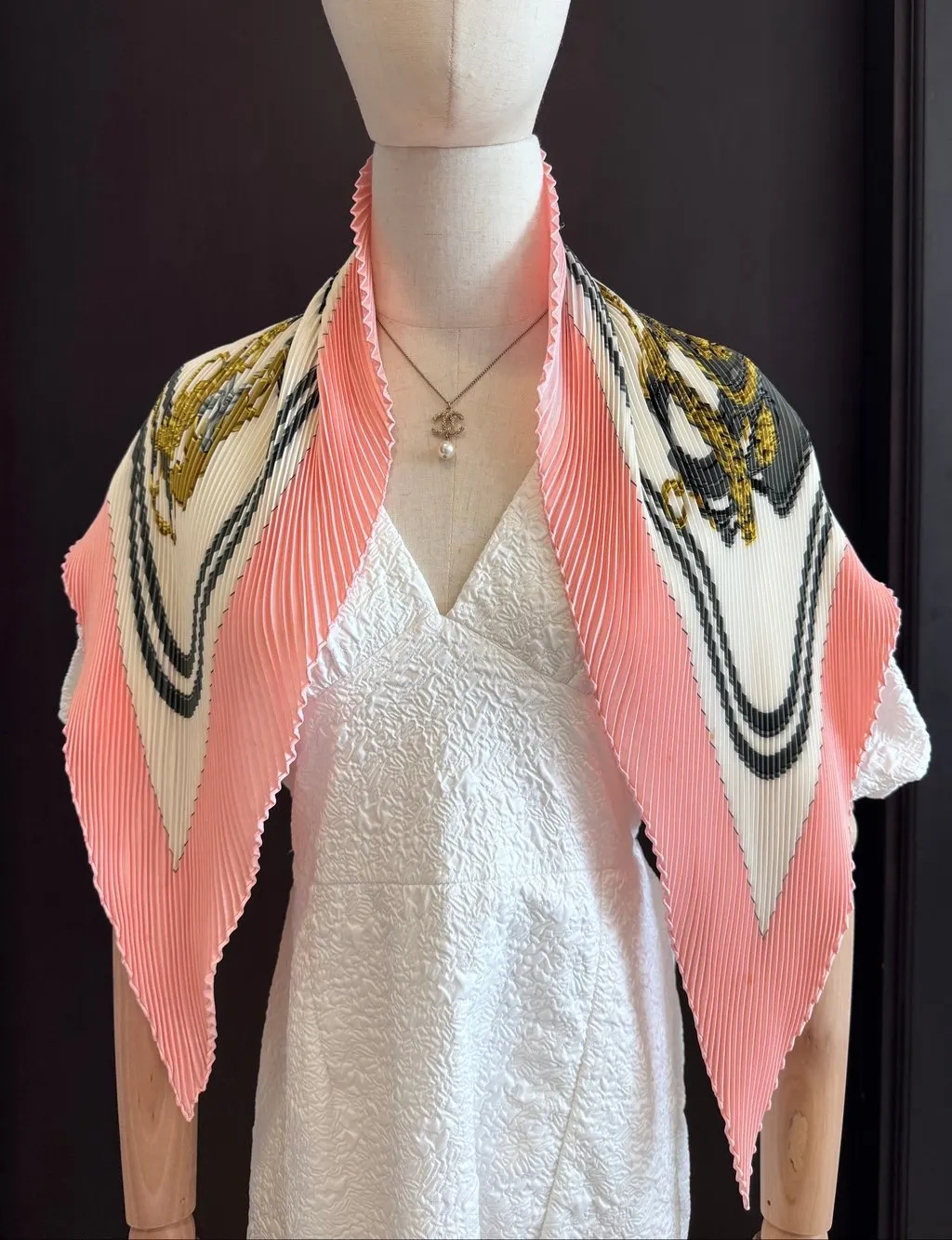 Hermès Brides de Gala Pleated Silk Scarf White Silk Good - Back View