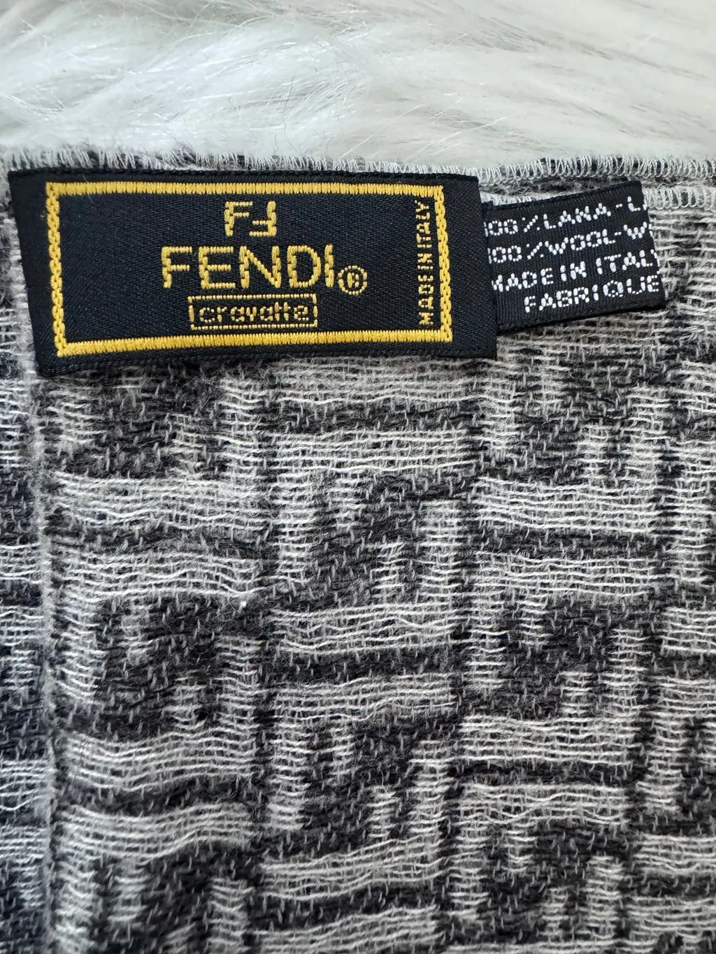 Fendi Gray Wool Fringed Muffler Grey Wool Never worn - Back View