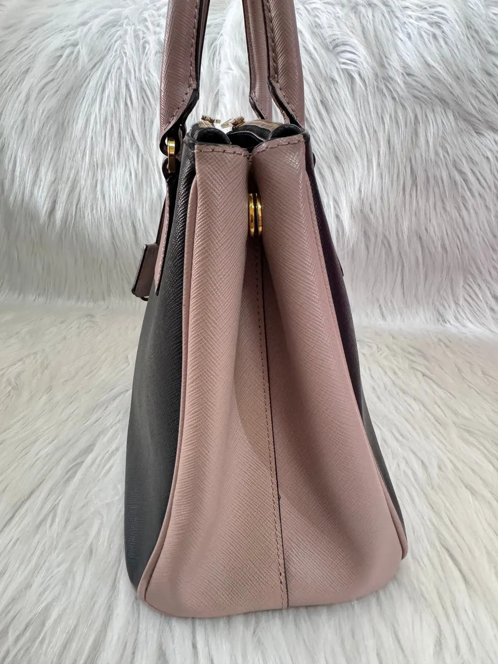Prada Galleria Medium Black & Pink Saffiano Two way Bag Black Leather Very good - Model View
