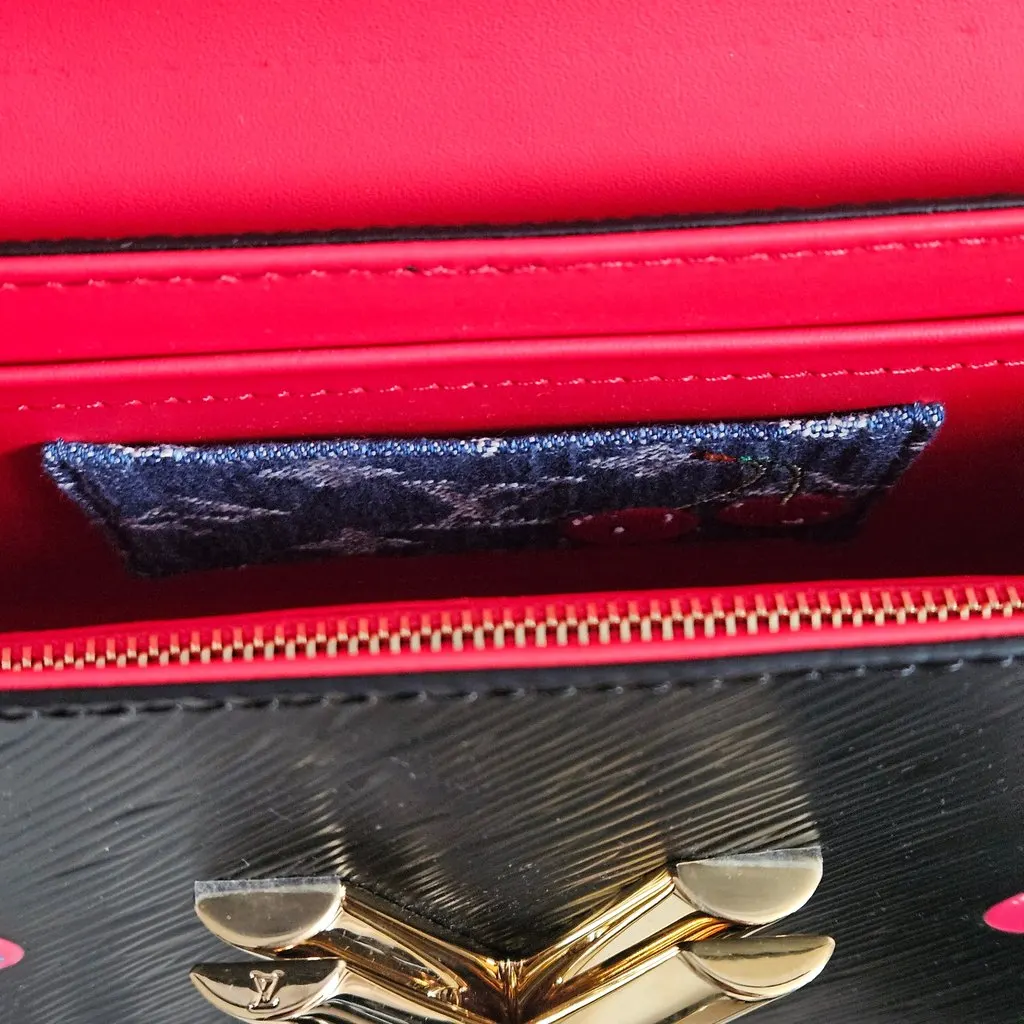Louis Vuitton Murakami Twist MM black Black Leather Never worn - Box View