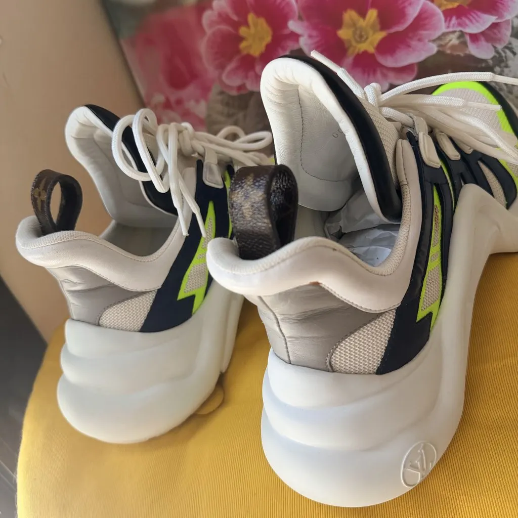 Louis Vuitton Archlight Sneakers Size 39 MultiColor Leather Good - Model View