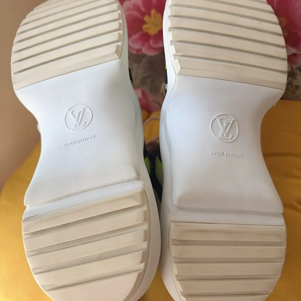 Louis Vuitton Archlight Sneakers Size 39 MultiColor Leather Good - Box View