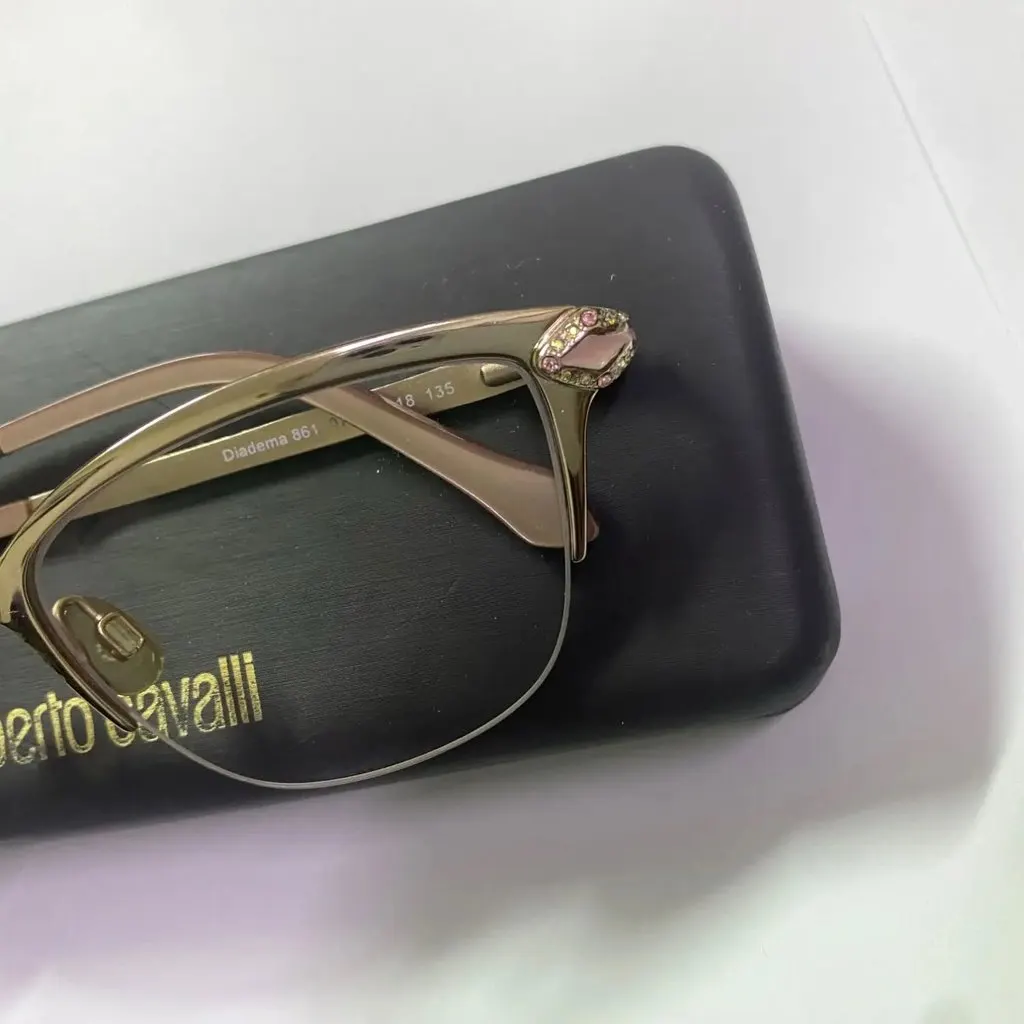 Roberto Cavalli Medical eye design with crystal lobes matte gold color with pink size 135 18 50 Pink Very good - Inside View
