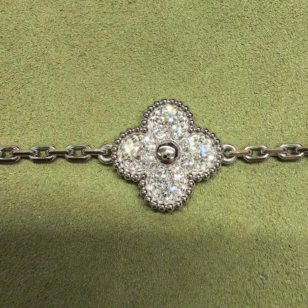 Van Cleef & Arpels Onyx Vintage Bracelet Black Diamond Very good - Inside View