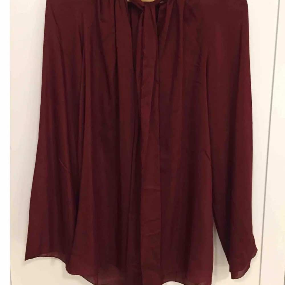 The Row Spira Burgundy Silk Top - 2