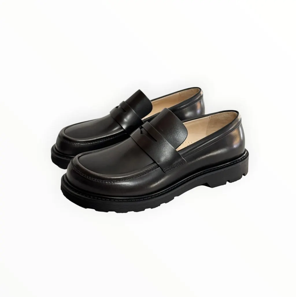 Loewe Loewe Blaze leather loafers Black Leather Never worn, with tag - Model View