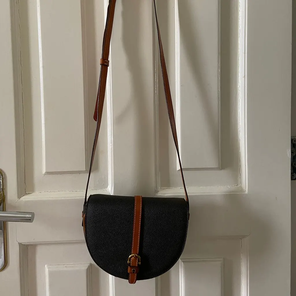 Aigner Vintage Black Leather Good - Inside View