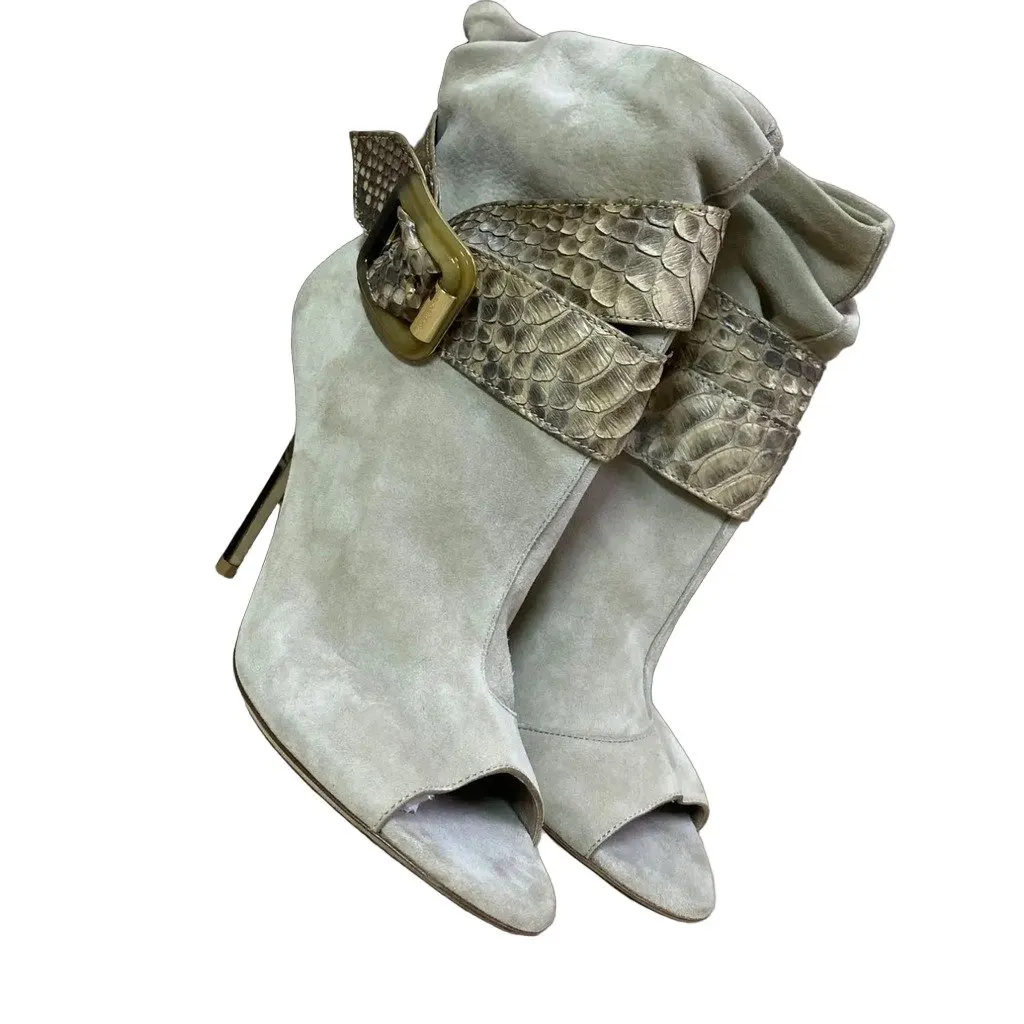 Burberry Elegant taupe suede ankle boots with authentic python leather trim and buckle Si MultiColor Very good - Front View