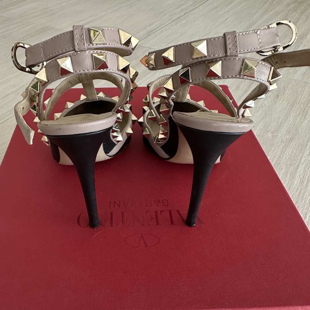 Valentino Rockstud - Back view
