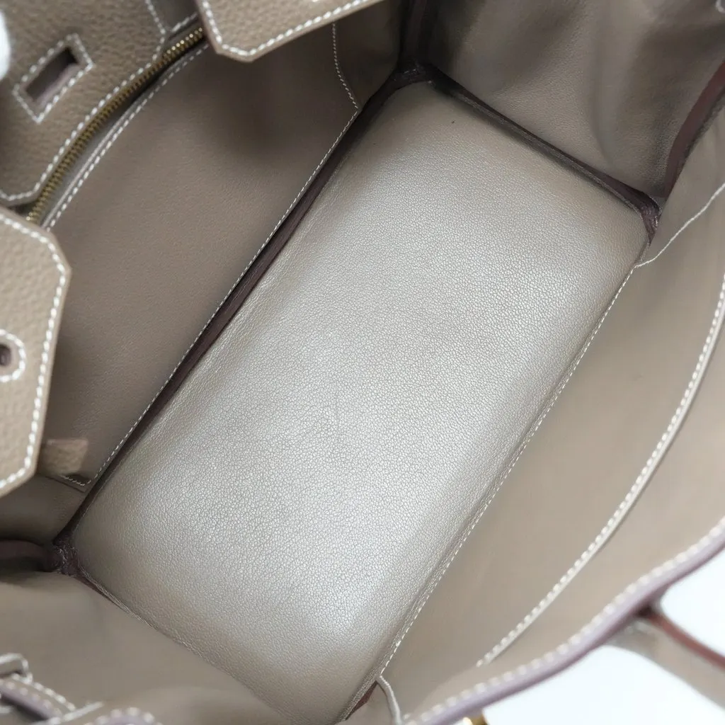 Hermès Birkin 25 Etoupe Togo Leather Gold Hardware Stamp U (2022) Ecru Leather Good - Model View