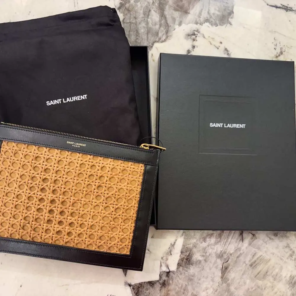 Saint Laurent Raffia Clutch Black Rattan Gold Very good - Back View
