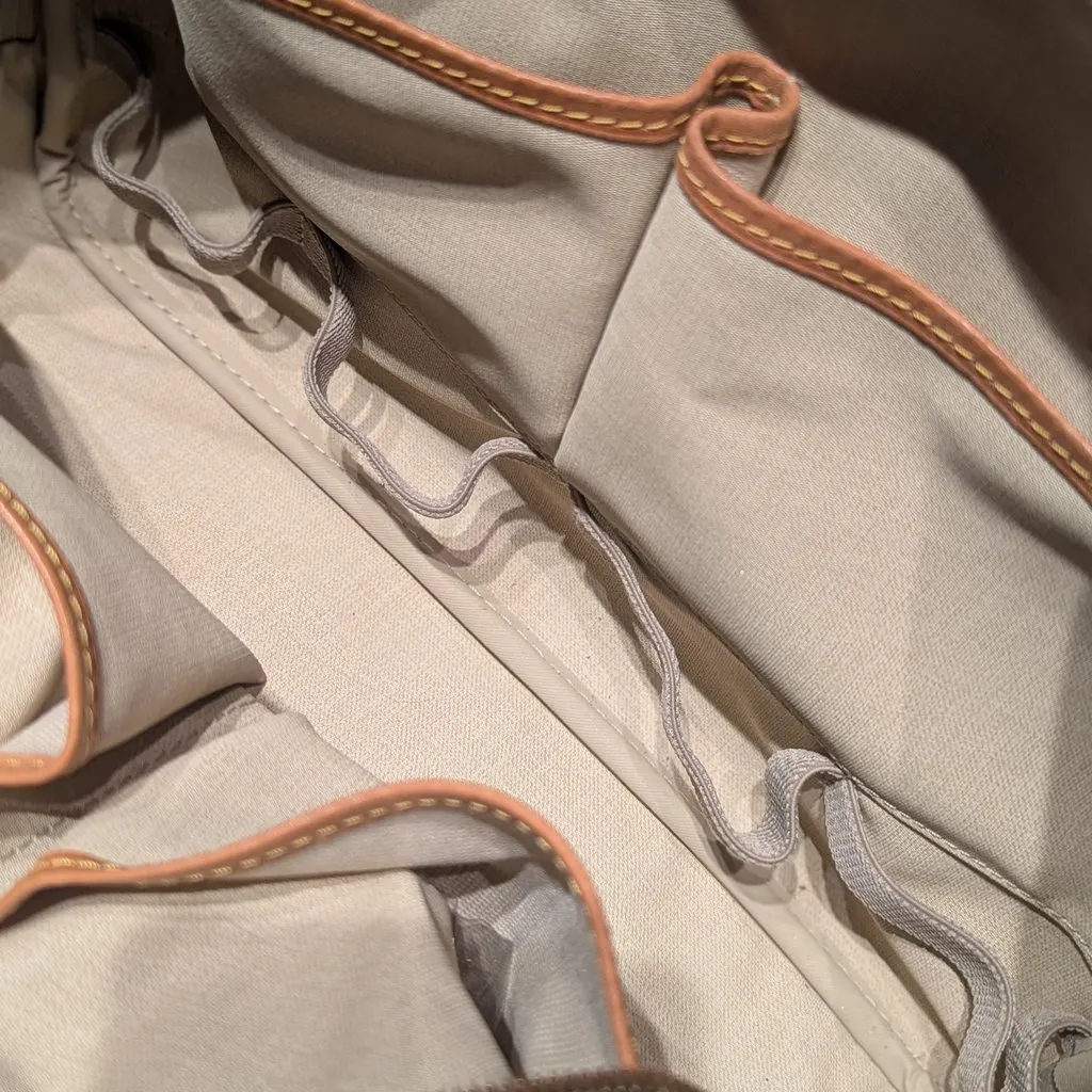 Louis Vuitton Deauville Brown Canvas Very good - Model View
