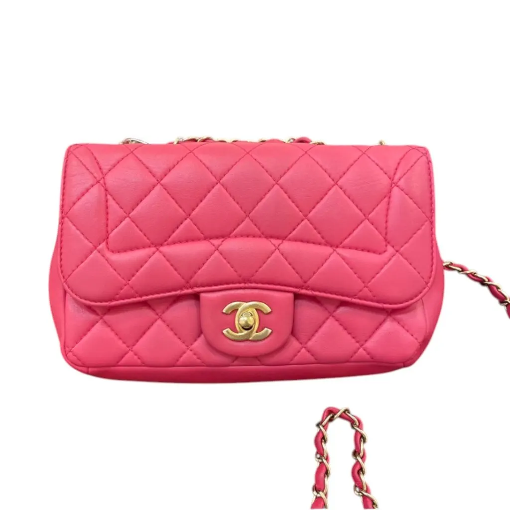Chanel Timeless/Classique Pink Leather Good - Inside View