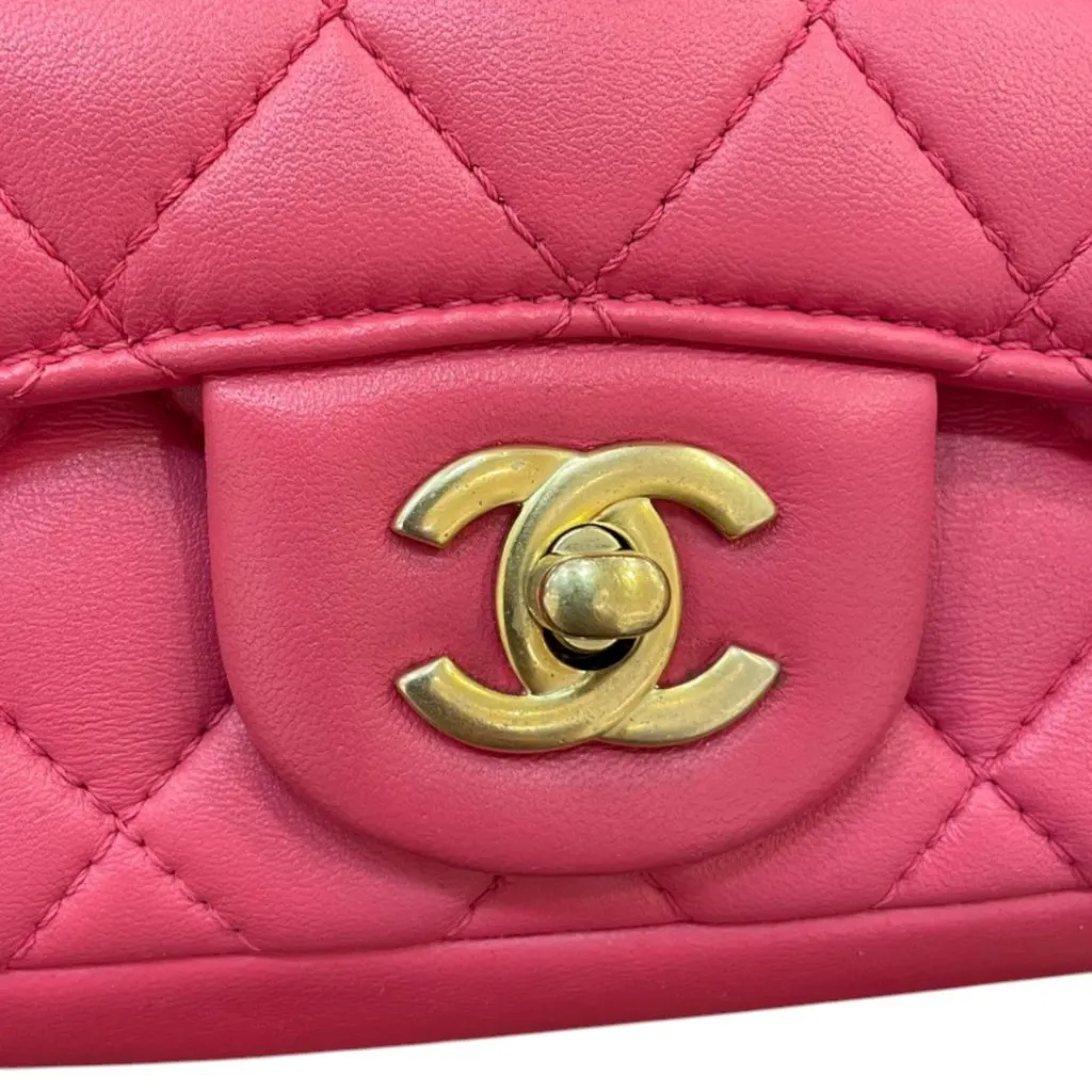 Chanel Timeless/Classique Pink Leather Good - Box View