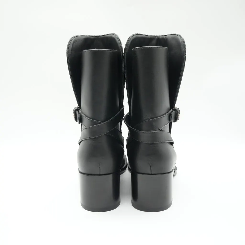 Chanel 2018 Interlocking CC Boots Black Leather Good - Back View