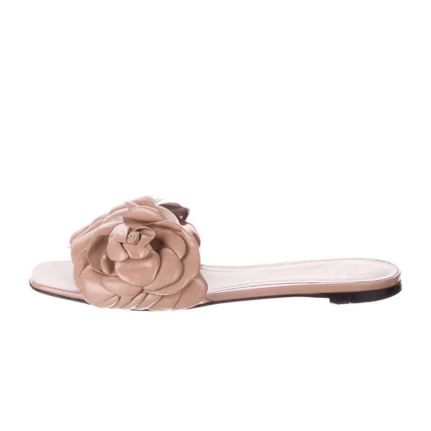 Valentino Nude Rose Petal Slides Pink Leather Very good - Front View