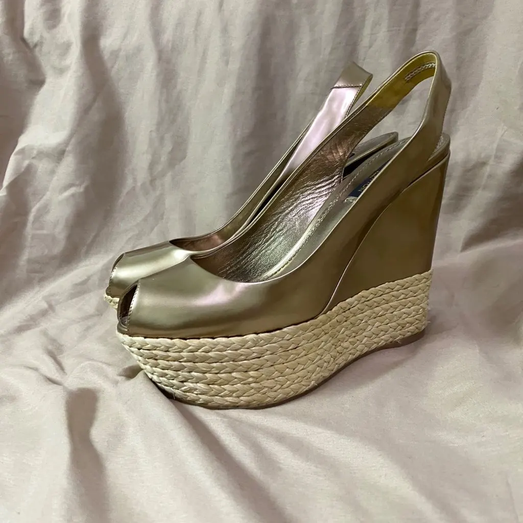 Louis Vuitton Louis Vuitton Metallic Leather Lagoon Wedge Sandals Size 37 MultiColor Very good - Inside View