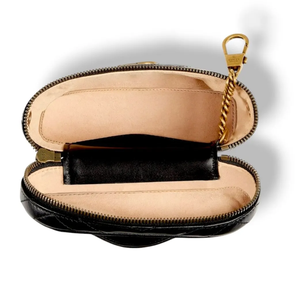 Gucci Marmont Vanity Black Leather Never worn, with tag - Model View