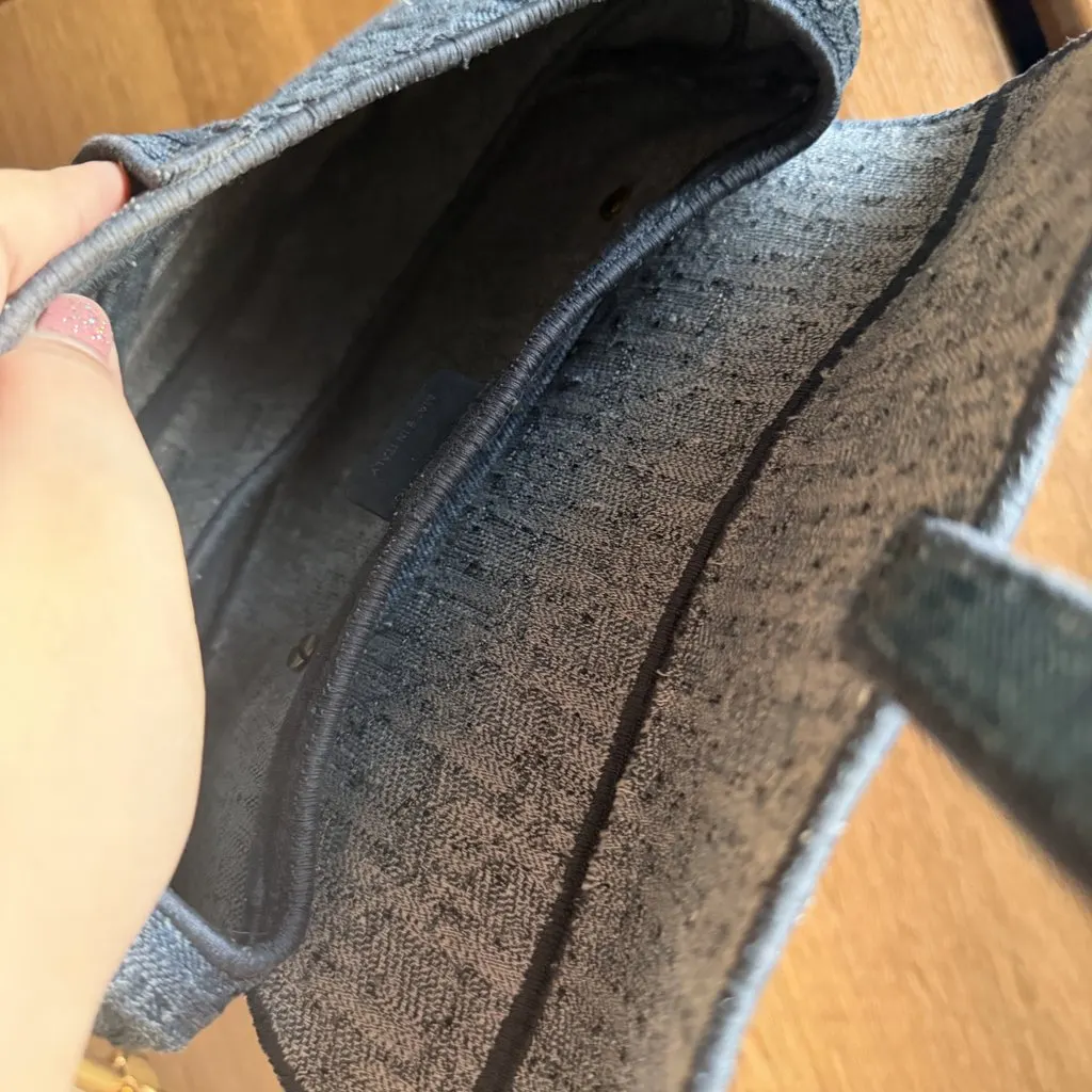 Dior Denim Saddle Bag Navy Jacquard Good - Model View